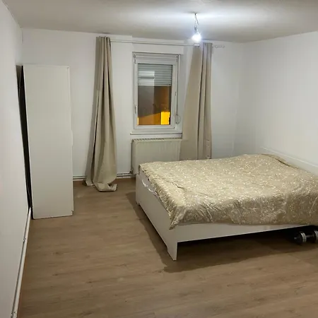 - Bas Privat bolig Longwy